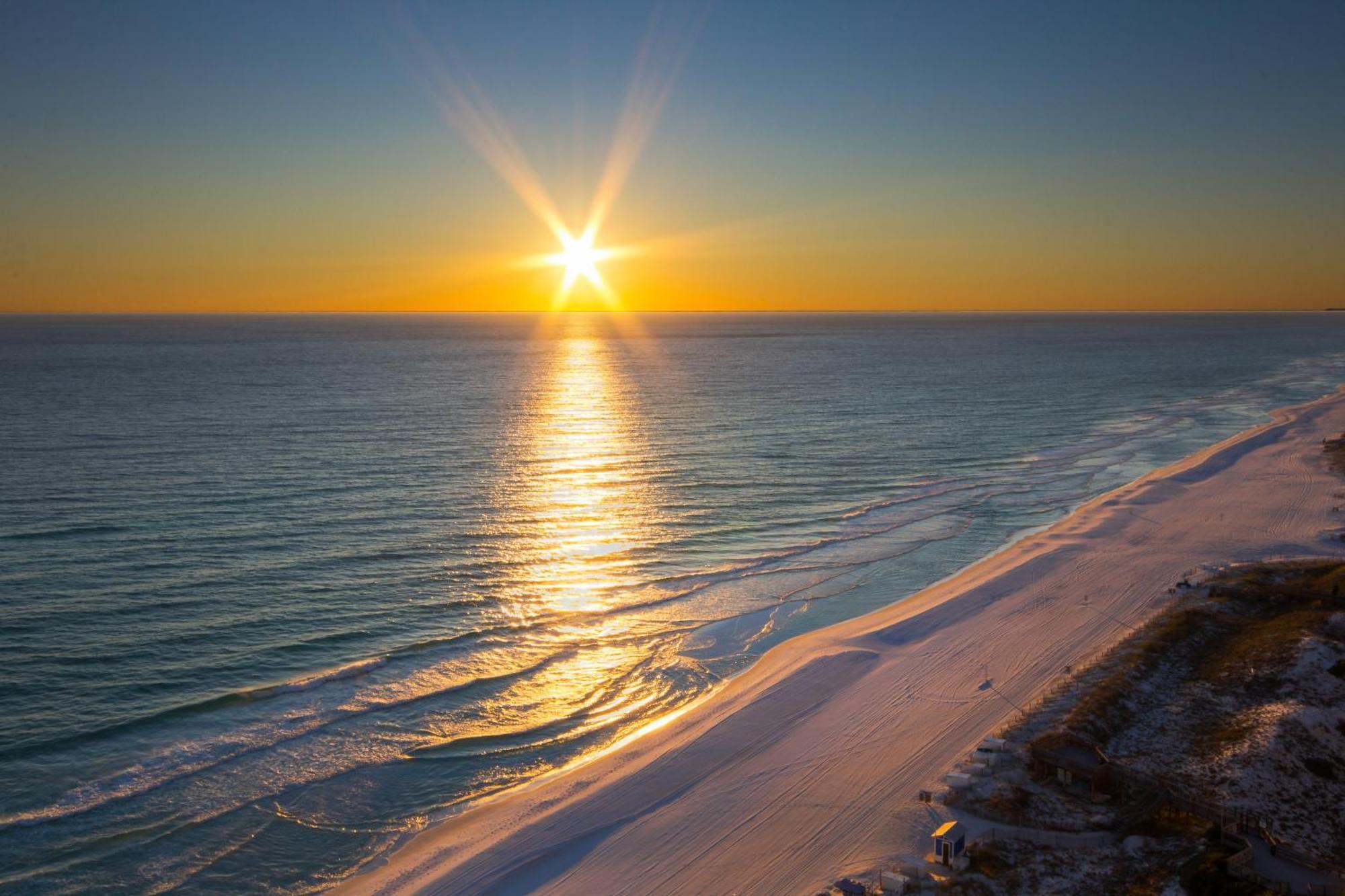 Tidewater Escape: 1Br/2Ba Beachfront Condo, Sleeps 6, Gulf Views & Comfort! Panama City Beach Exterior foto